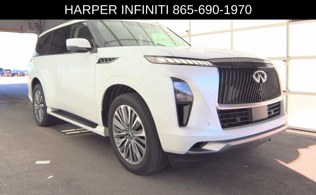 2025 Infiniti QX80 Sensory photo 3