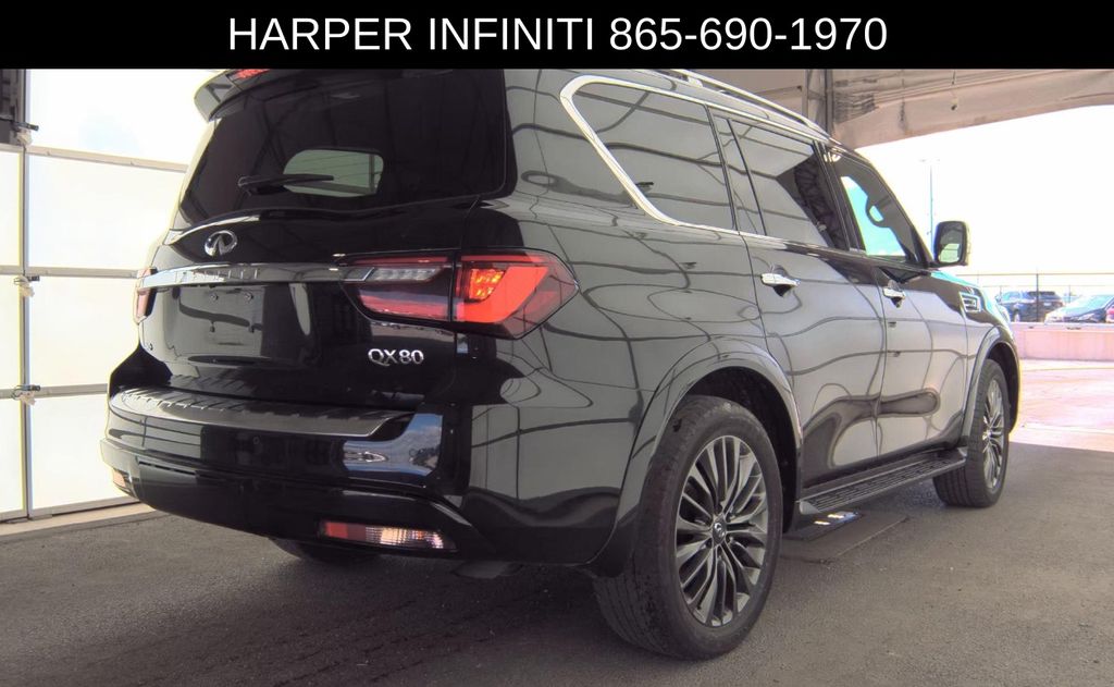 2023 Infiniti QX80 Sensory photo 3