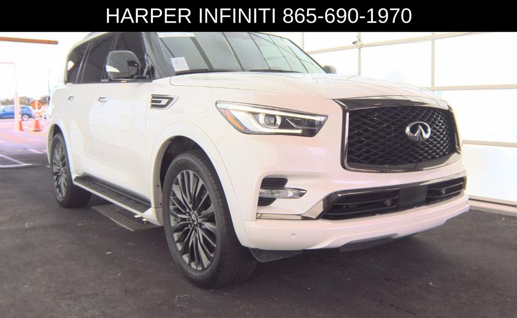 2023 Infiniti QX80 Premium Select photo 3