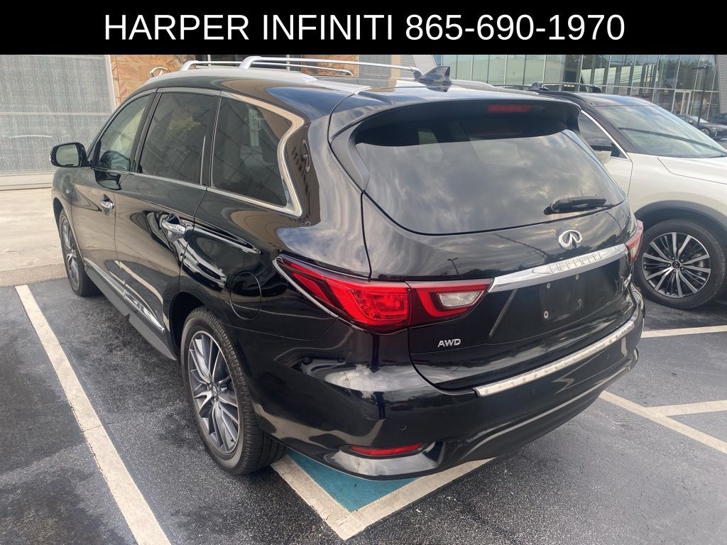 2019 Infiniti QX60 Luxe photo 2