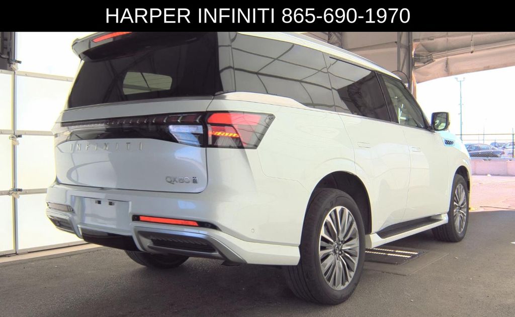 2025 Infiniti QX80 Sensory photo 2