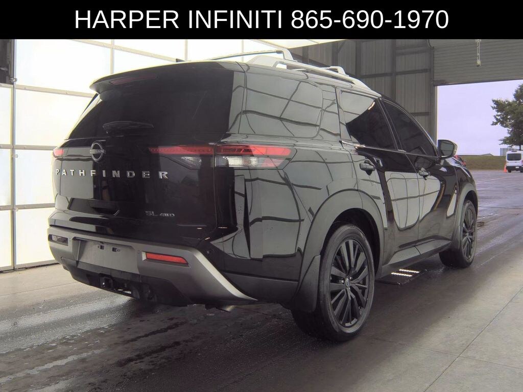 Used 2024 Nissan Pathfinder SL SUV