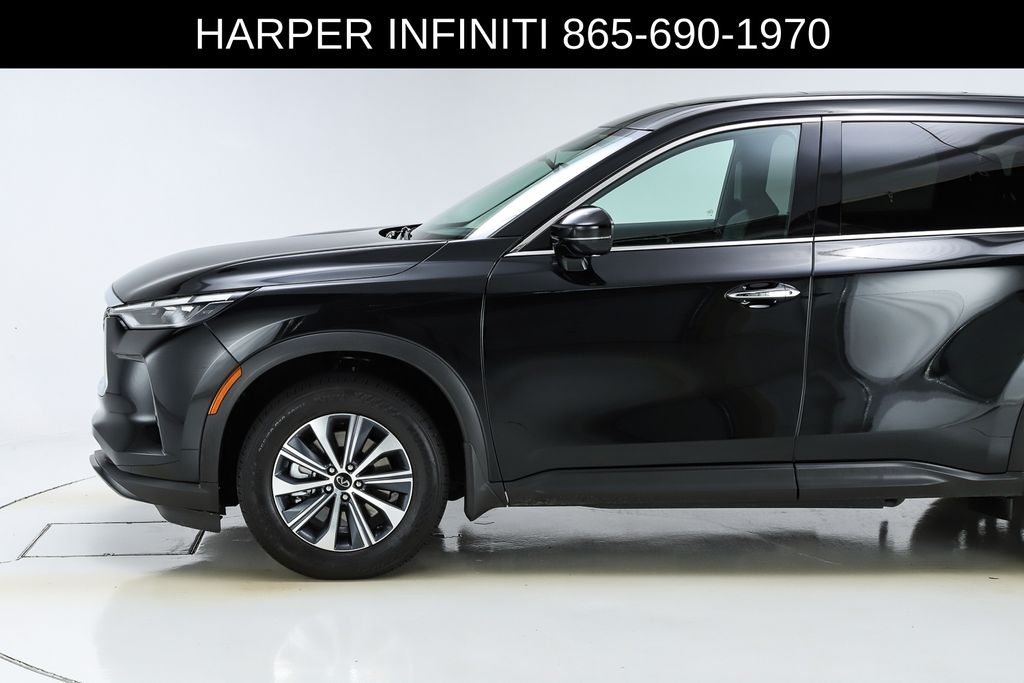 2025 Infiniti QX60 Pure photo 3