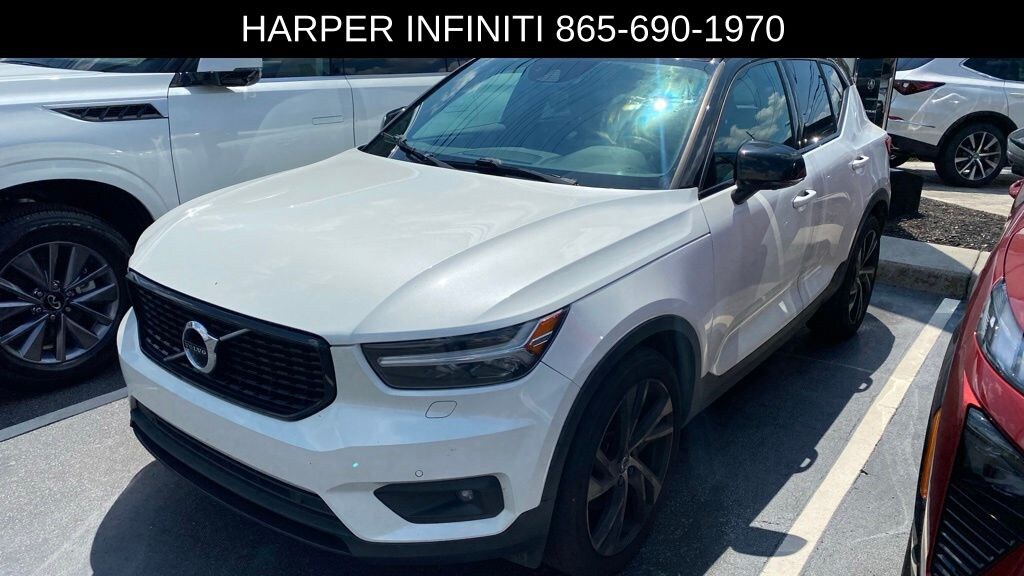 Used 2021 Volvo XC40 T5 R-Design SUV