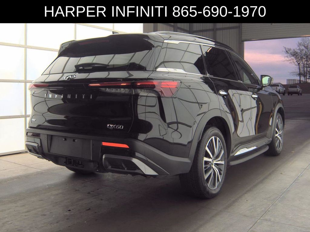 2025 Infiniti QX60 Autograph photo 3