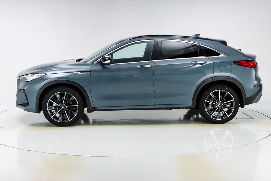 2025 Infiniti QX55 Essential photo 2