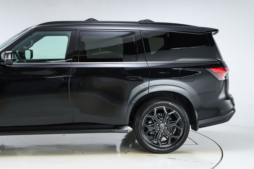 2026 Infiniti QX80 Sensory photo 4