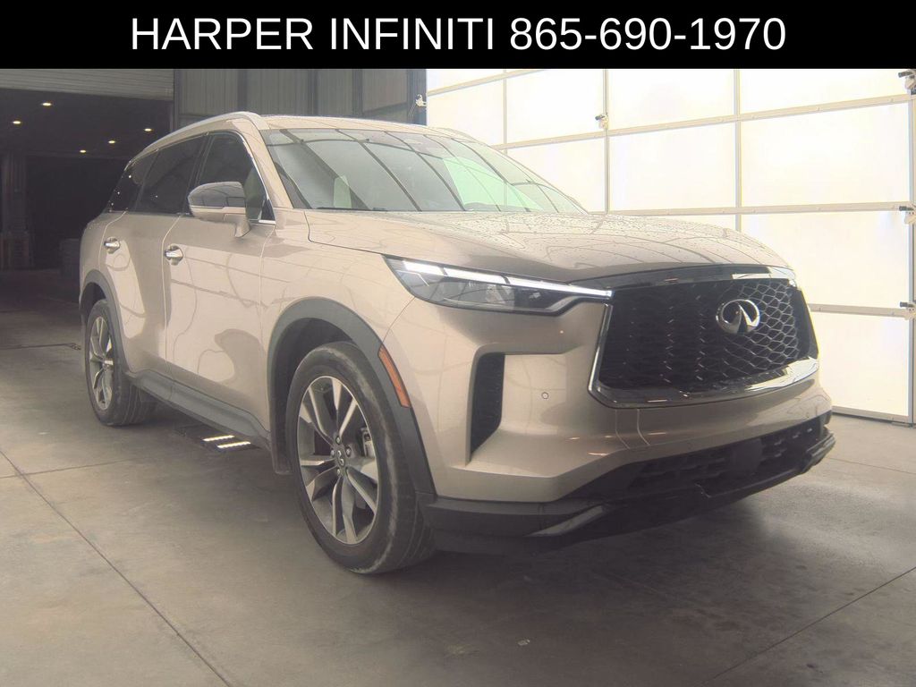 2025 Infiniti QX60 Luxe photo 4