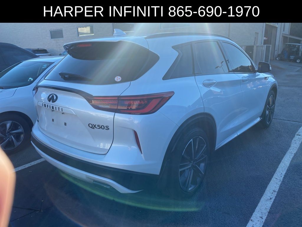 2023 Infiniti QX50 SPORT photo 3