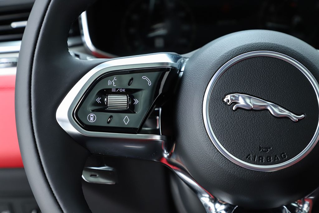 2026 Jaguar F-Pace R-Dynamic S - Photo 22