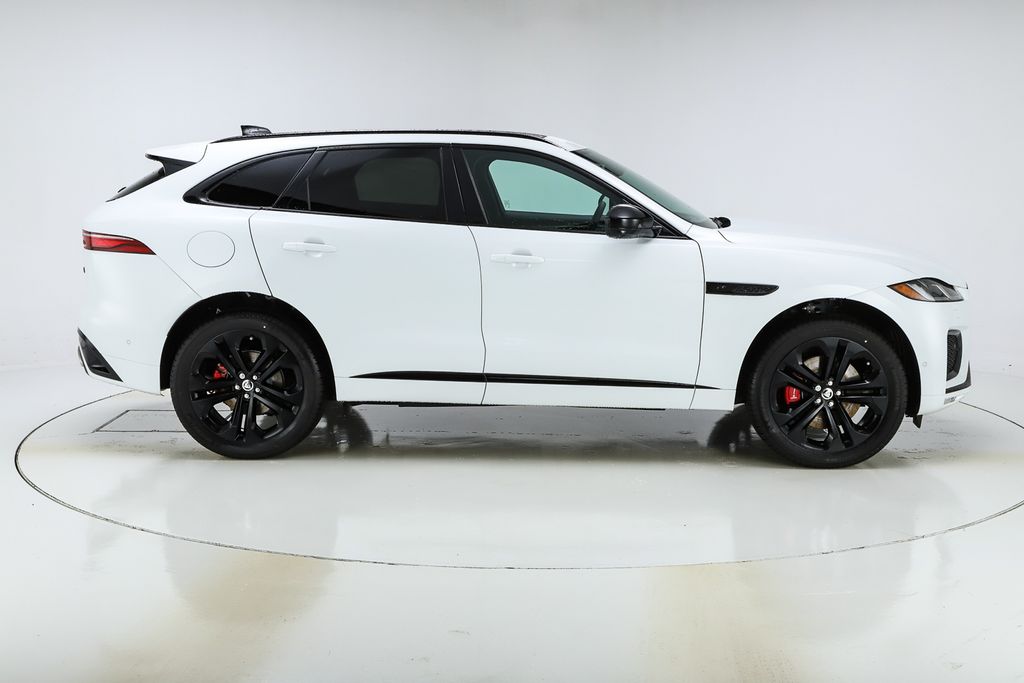 2026 Jaguar F-Pace R-Dynamic S - Photo 11