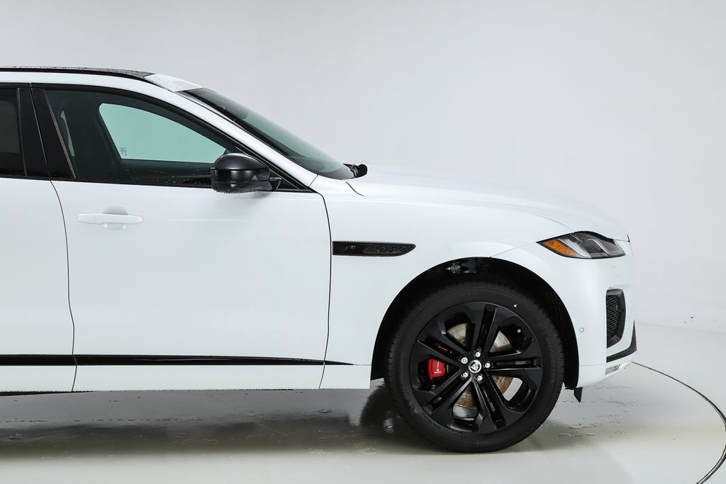2026 Jaguar F-Pace R-Dynamic S - Photo 13