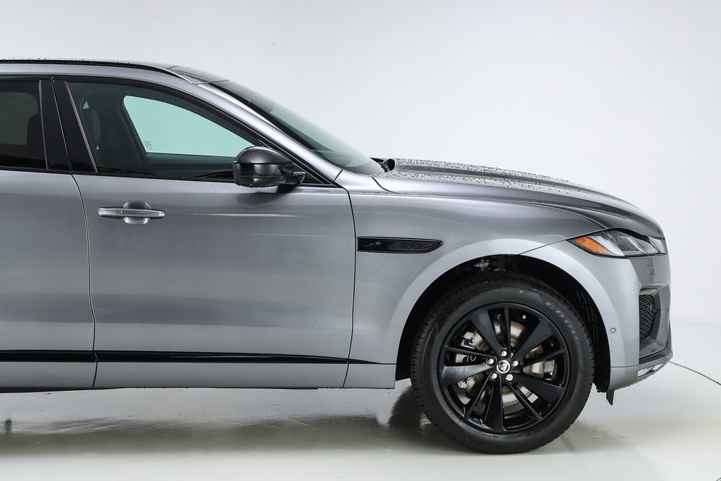 2026 Jaguar F-Pace R-Dynamic S - Photo 13