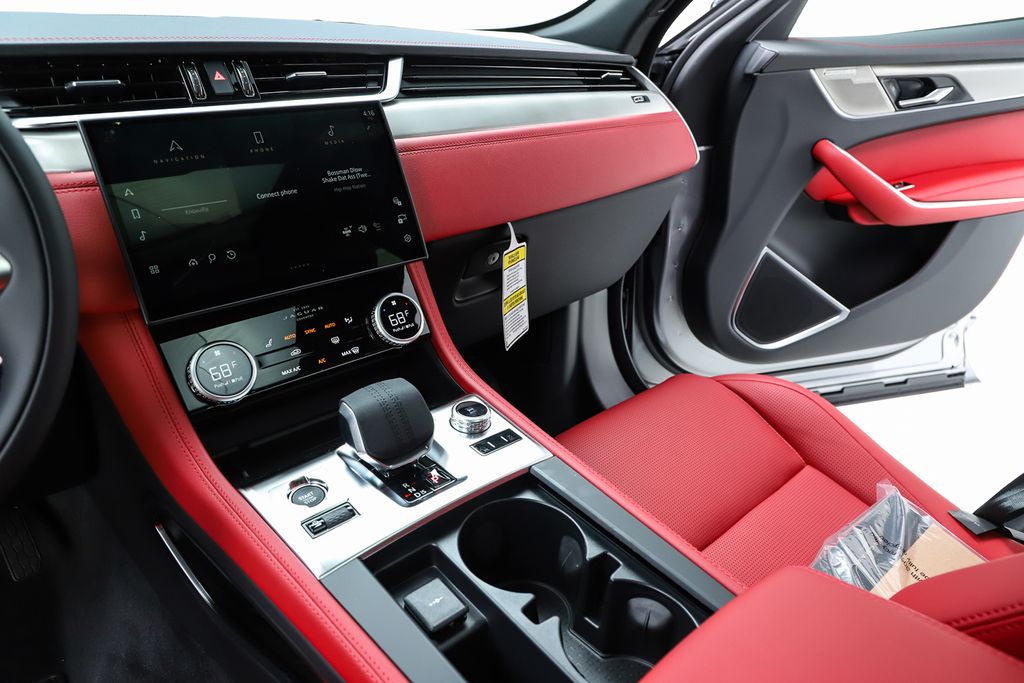2026 Jaguar F-Pace R-Dynamic S - Photo 24