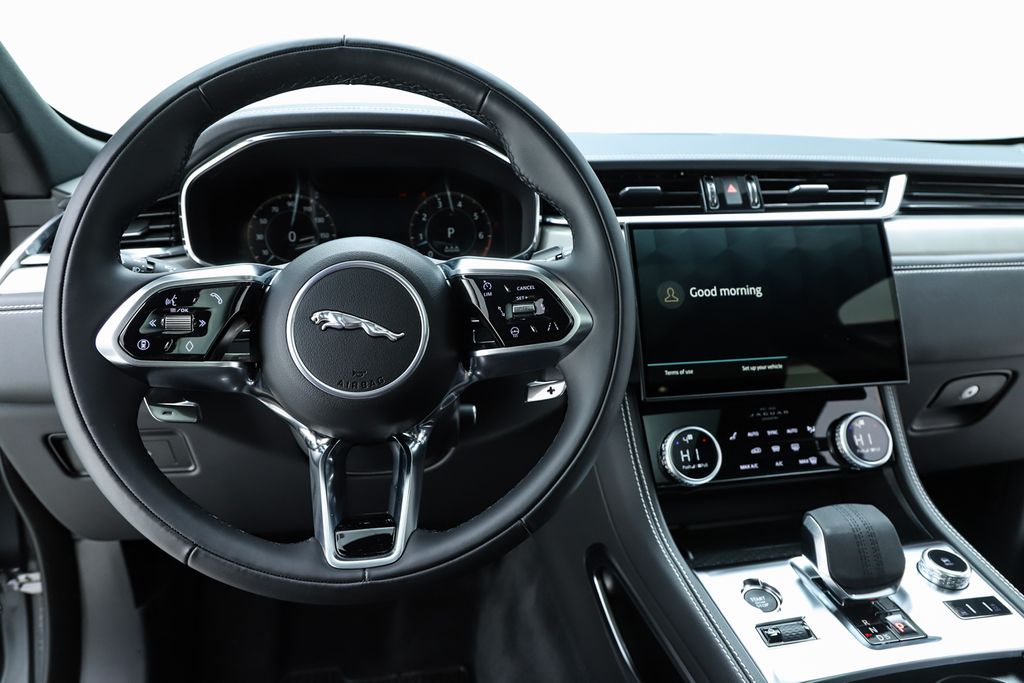 2026 Jaguar F-Pace R-Dynamic S - Photo 21