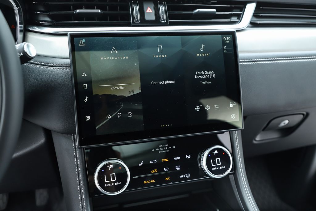2026 Jaguar F-Pace R-Dynamic S - Photo 27