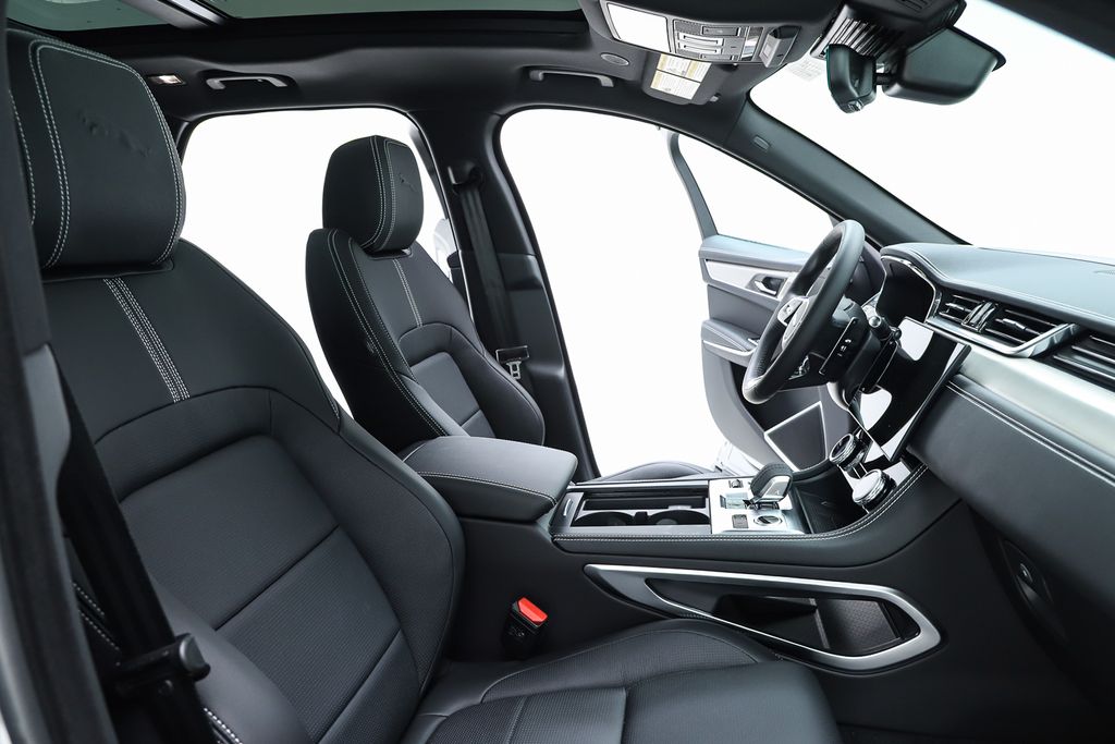 2026 Jaguar F-Pace R-Dynamic S - Photo 38
