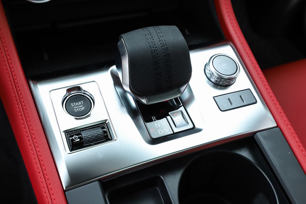 2026 Jaguar F-Pace R-Dynamic S - Photo 26