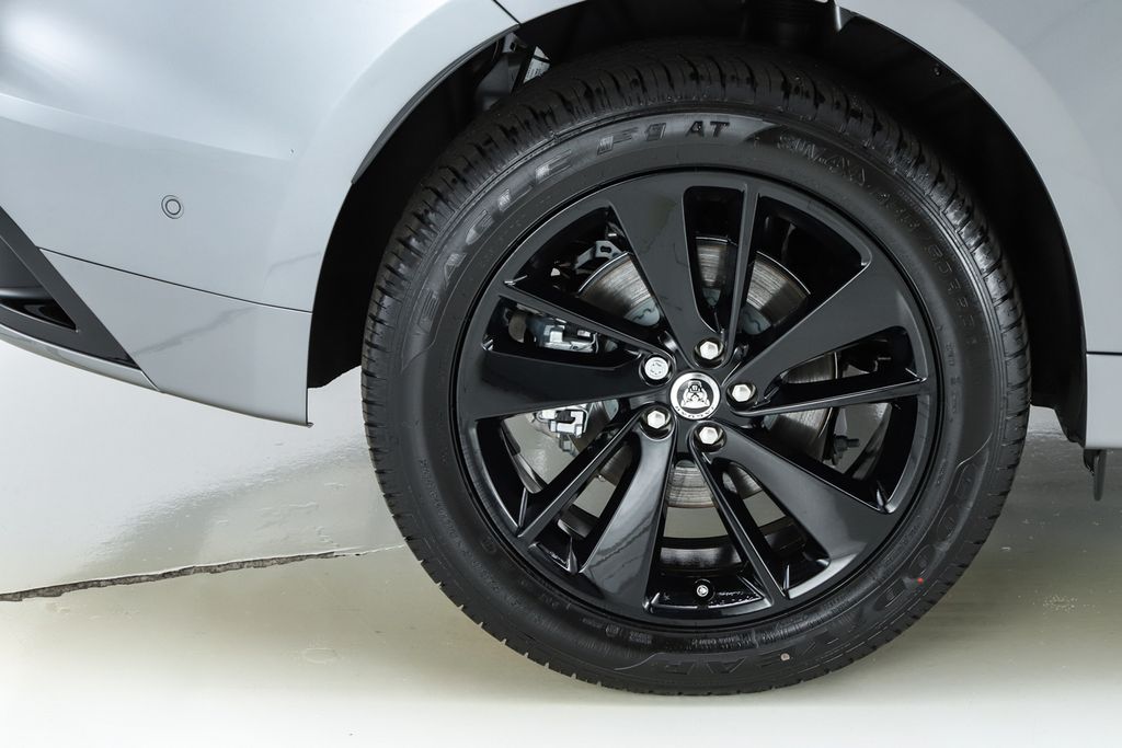 2026 Jaguar F-Pace R-Dynamic S - Photo 14