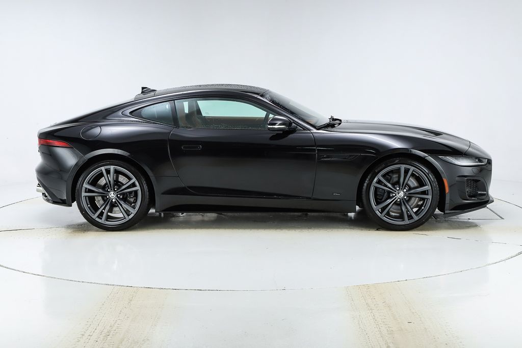 2024 Jaguar F-Type R75 - Photo 12