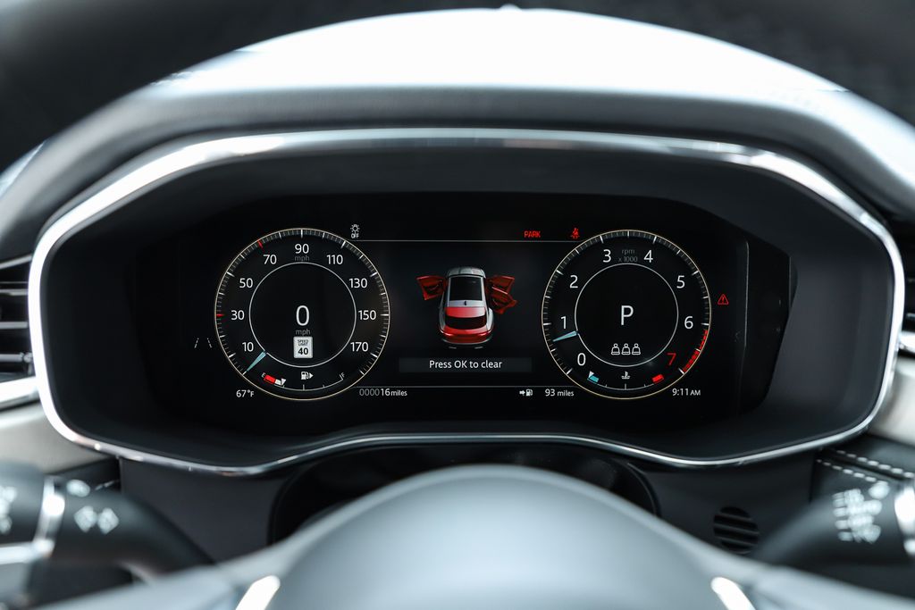 2026 Jaguar F-Pace R-Dynamic S - Photo 29