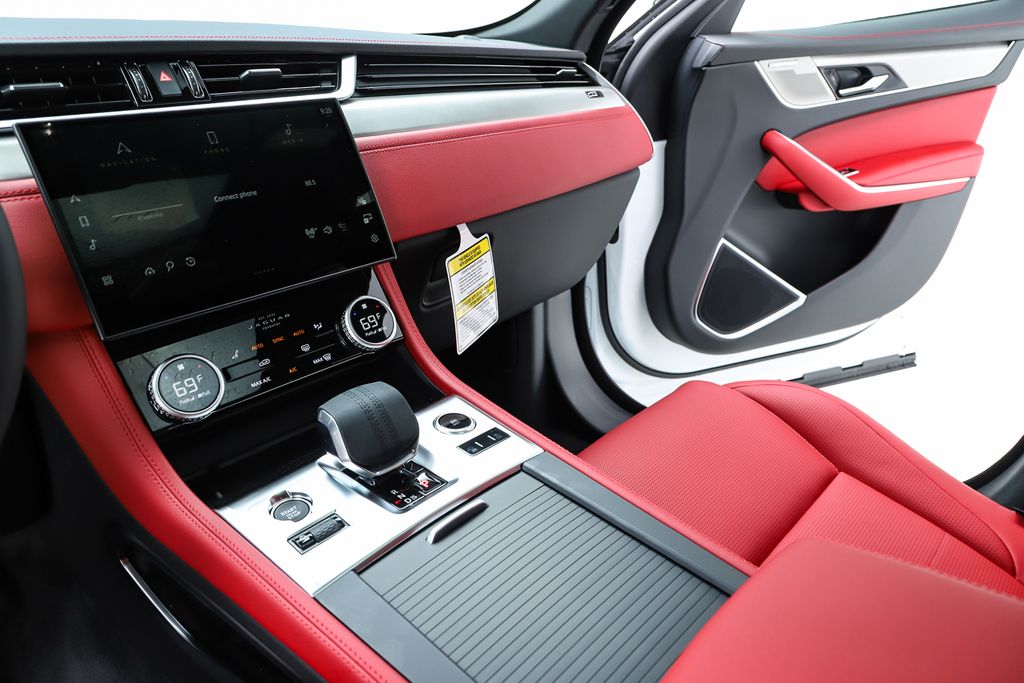 2026 Jaguar F-Pace R-Dynamic S - Photo 24