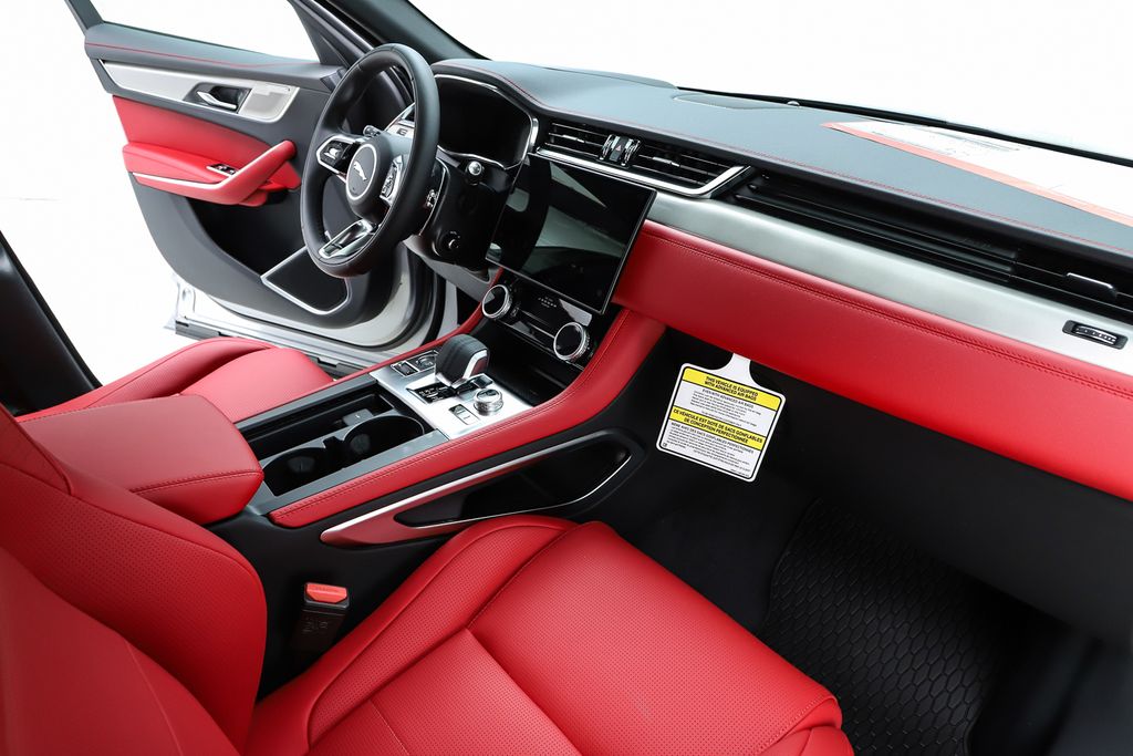 2026 Jaguar F-Pace R-Dynamic S - Photo 35