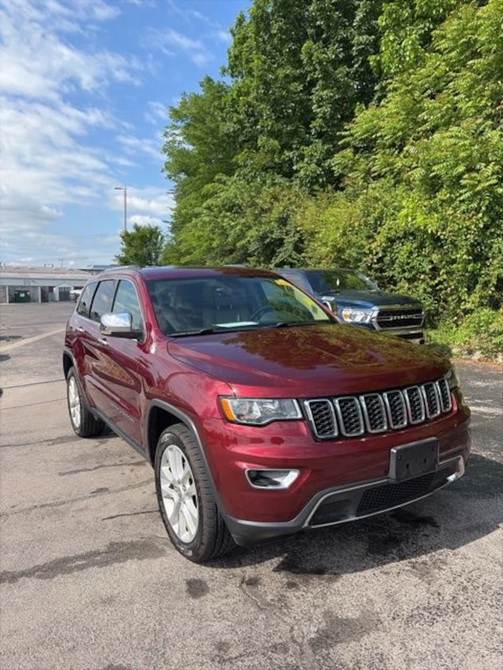 Used 2017 Jeep Grand Cherokee Limited SUV
