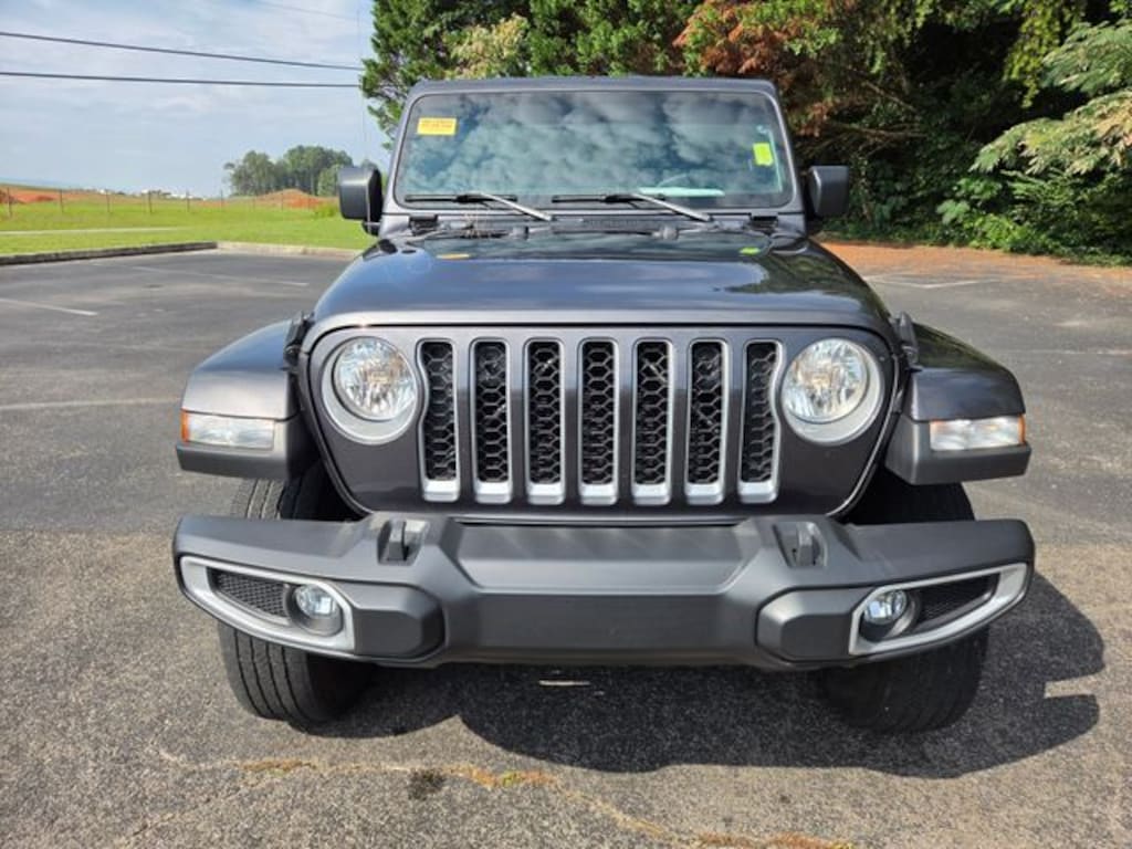 Used 2023 Jeep Gladiator Overland Truck Crew Cab