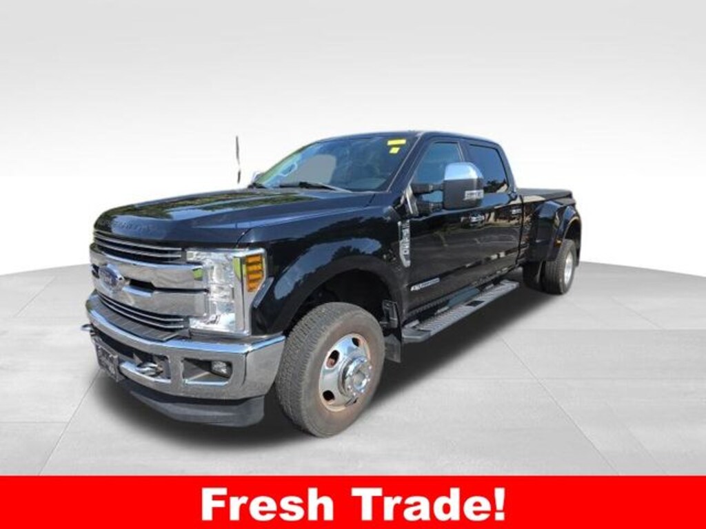 Used 2018 Ford F-350SD Lariat Truck Crew Cab