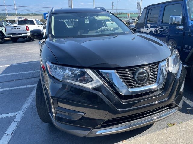 Used 2019 Nissan Rogue SV with VIN JN8AT2MT1KW503939 for sale in Alcoa, TN