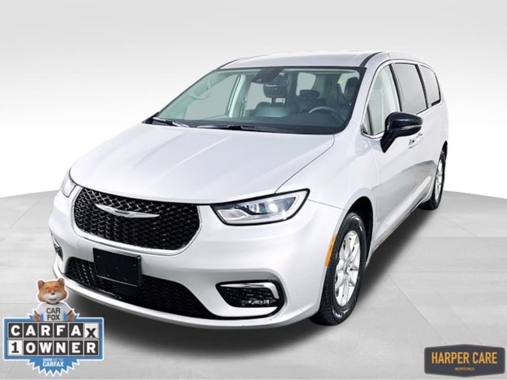 Used 2024 Chrysler Pacifica Touring L Van Passenger Van