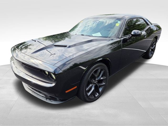 Pre-Owned 2019 Dodge Challenger SXT