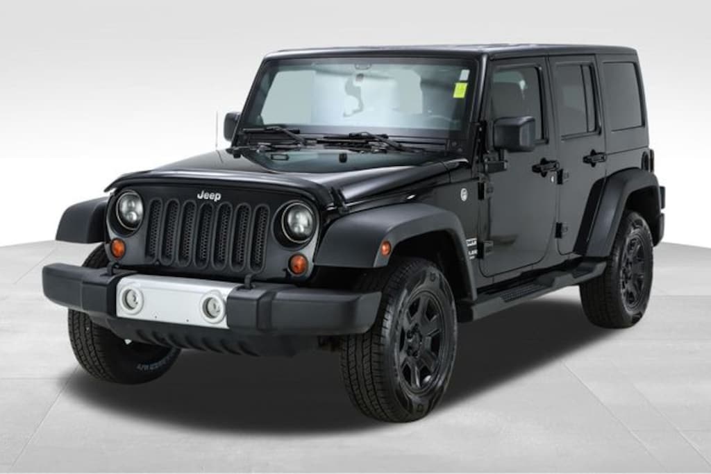 Used 2013 Jeep Wrangler Unlimited Sport SUV