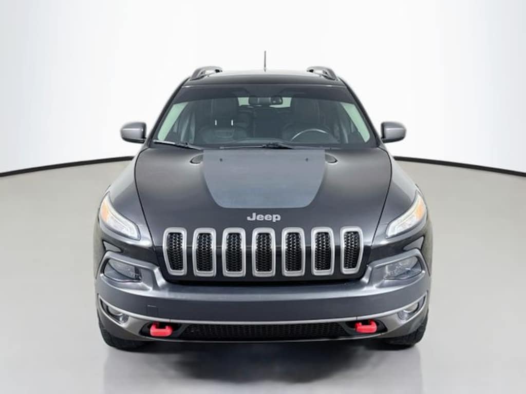 Used 2016 Jeep Cherokee Trailhawk SUV