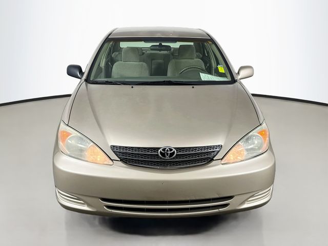 Used 2004 Toyota Camry LE with VIN 4T1BE32K64U932935 for sale in Alcoa, TN