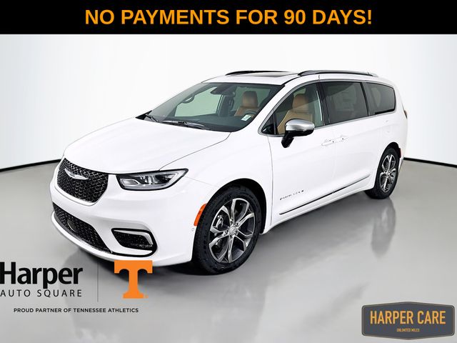 2026 Chrysler Pacifica Pinnacle's photo