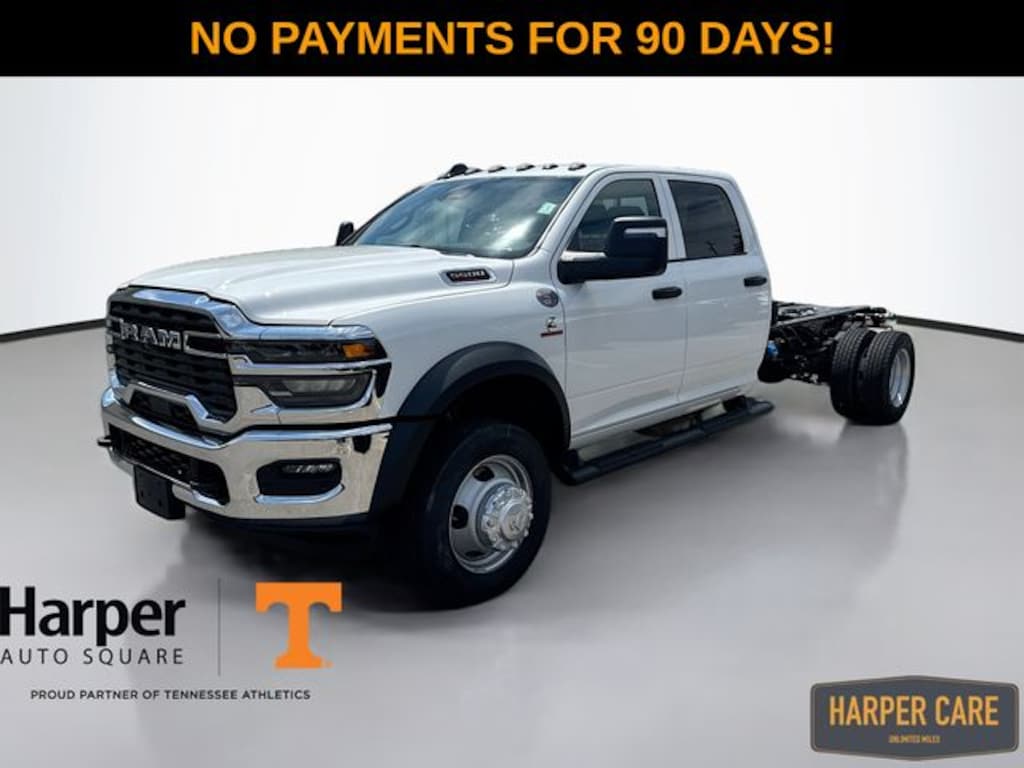 New 2026 Ram 5500 TRADESMAN CHASSIS CREW CAB 4X4 84' CA Pickup