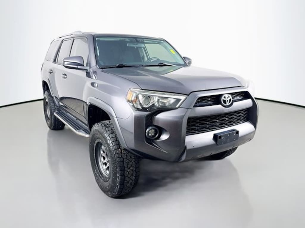 Used 2017 Toyota 4Runner SR5 SUV