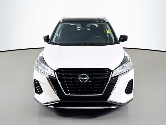 2024 Nissan Kicks SV photo 2