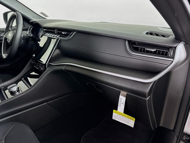 2025 Jeep Grand Cherokee L Laredo - Photo 33