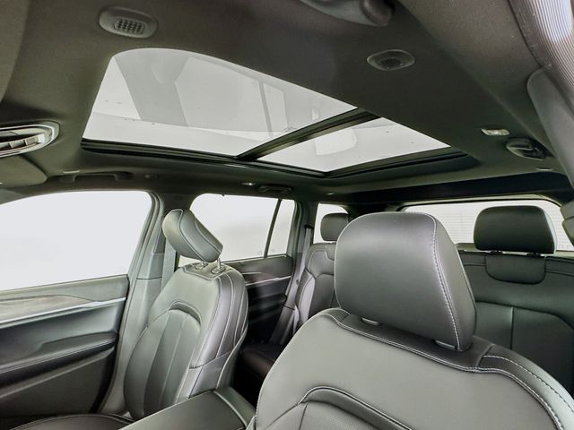 2025 Jeep Grand Cherokee Limited - Photo 25