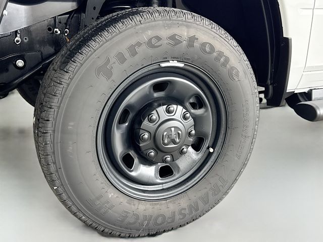 2025 RAM 2500 Tradesman - Photo 31
