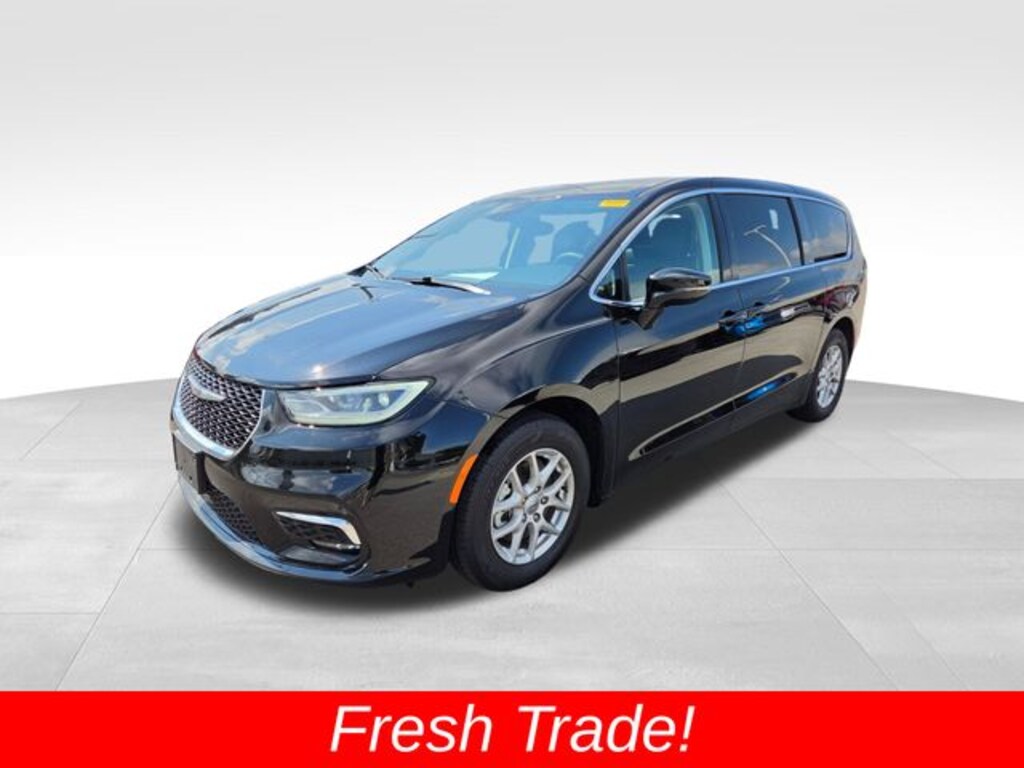 Used 2024 Chrysler Pacifica Touring L Van Passenger Van