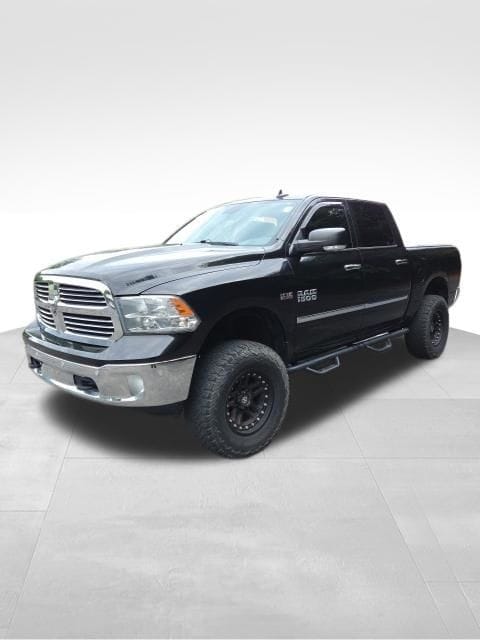 2017 RAM 1500 Big Horn 4x4 Crew Cab 5'7's photo