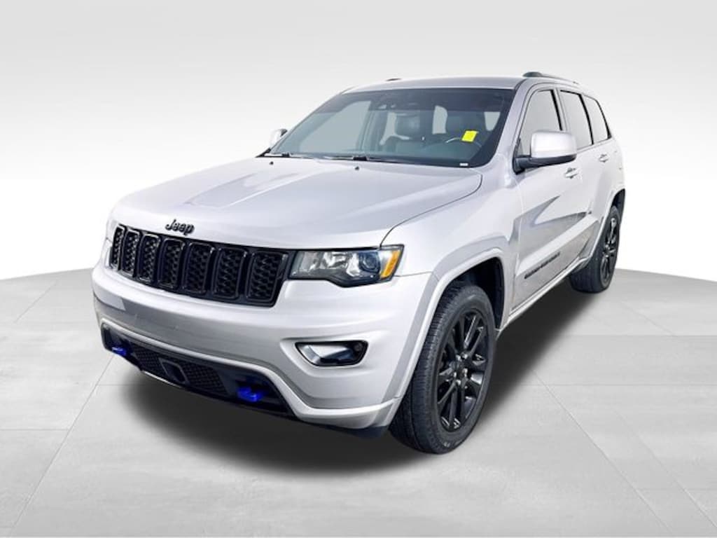 Used 2020 Jeep Grand Cherokee Altitude SUV