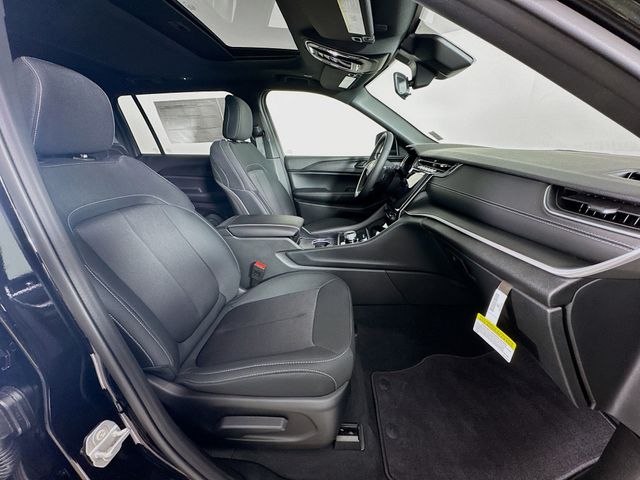 2025 Jeep Grand Cherokee L Laredo - Photo 32