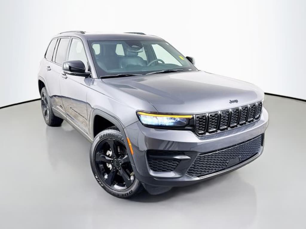Used 2024 Jeep Grand Cherokee Altitude X SUV