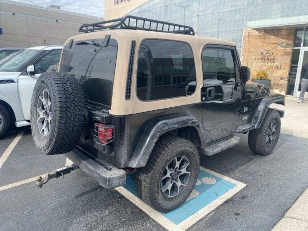 Used 2004 Jeep Wrangler Sahara SUV