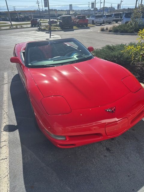 2001 Chevrolet Corvette Base Convertible photo 2